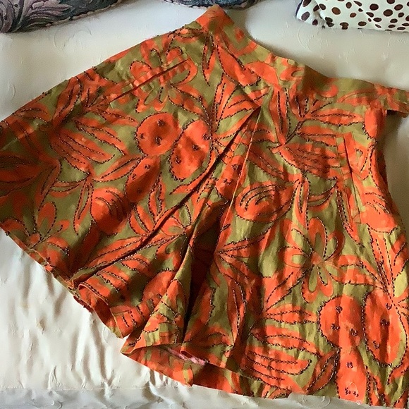 Pia Rucci Dresses & Skirts - Beaded print skort